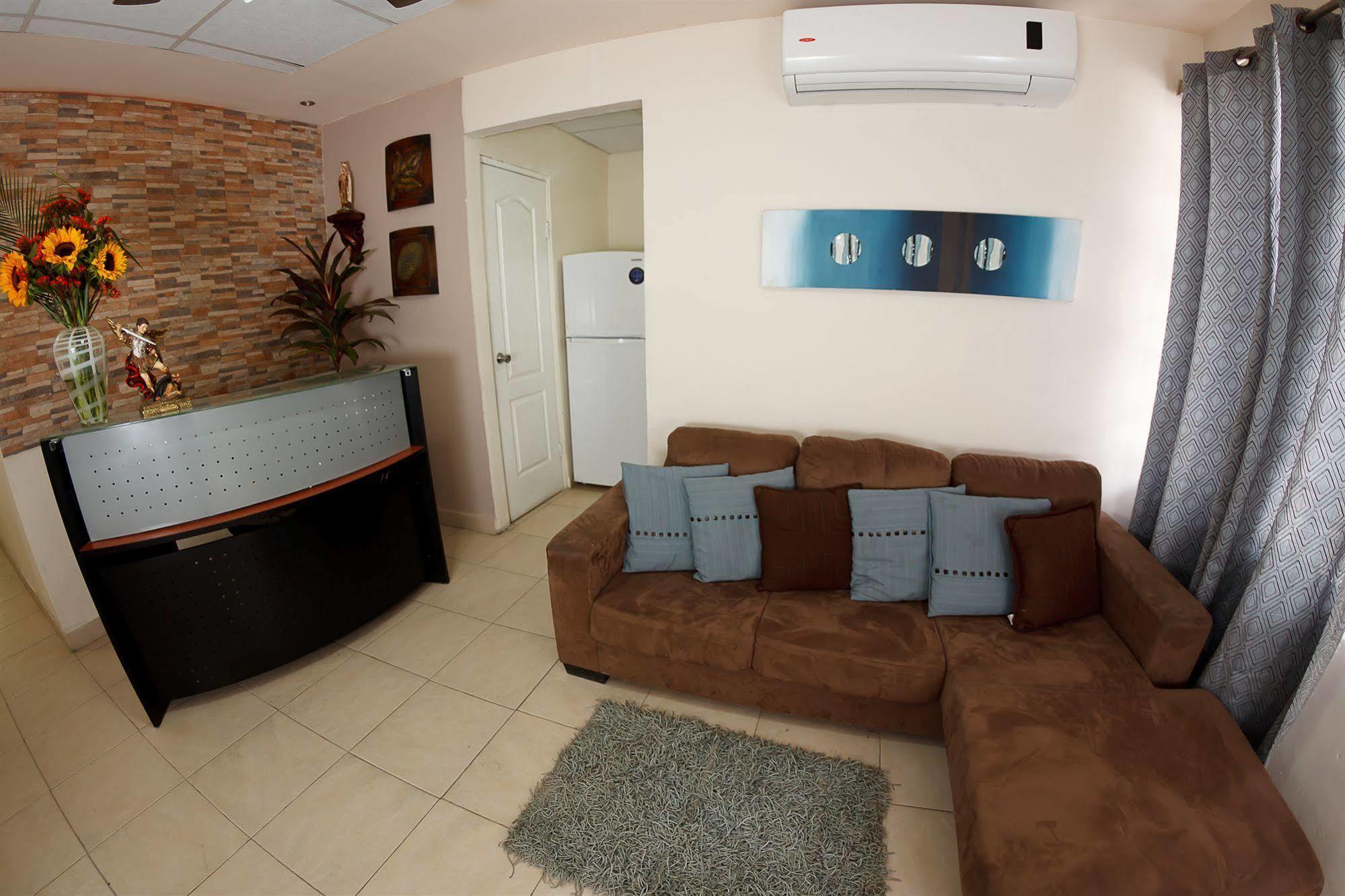 Hostal Gemar ปานามาซิตี้ ภายนอก รูปภาพ